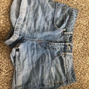 empyre mom jean shorts